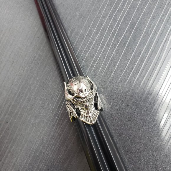 1/$10, 2/$15 -  Men's size 10 Silver-tone Skull Ring Fashion Jewelry - Picture 4 of 5
